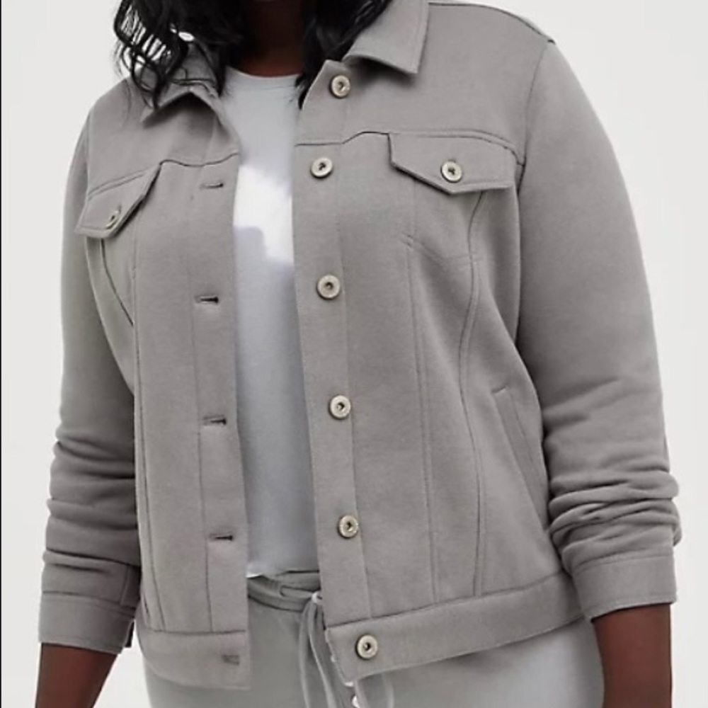 Torrid Gray Shacket 🎉🎉Soft and Comfy!! 🌺 Size 00